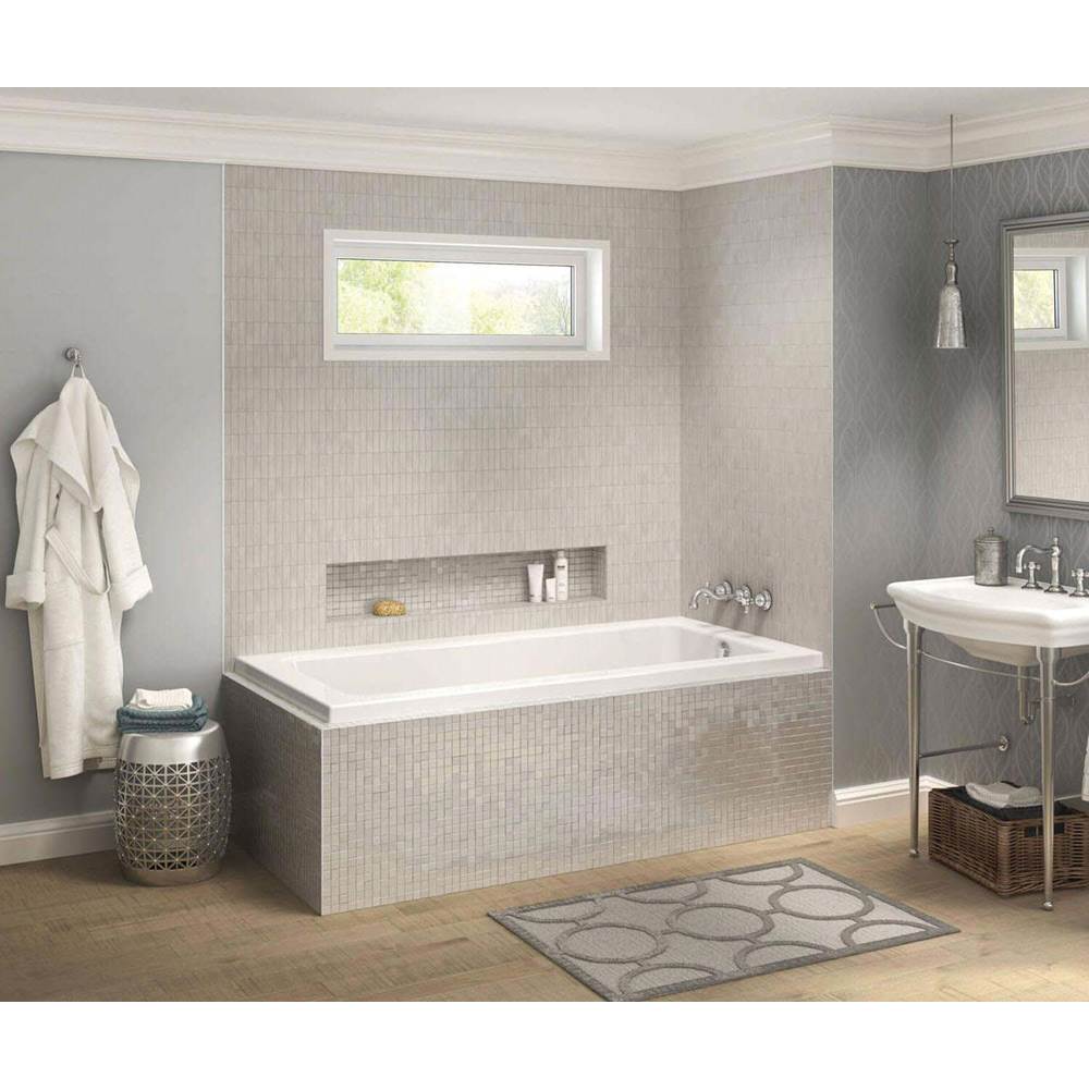 Maax Canada Pose IF 65.75 in. x 31.625 in. Corner Bathtub with Combined Whirlpool/Aeroeffect System Right Drain in White